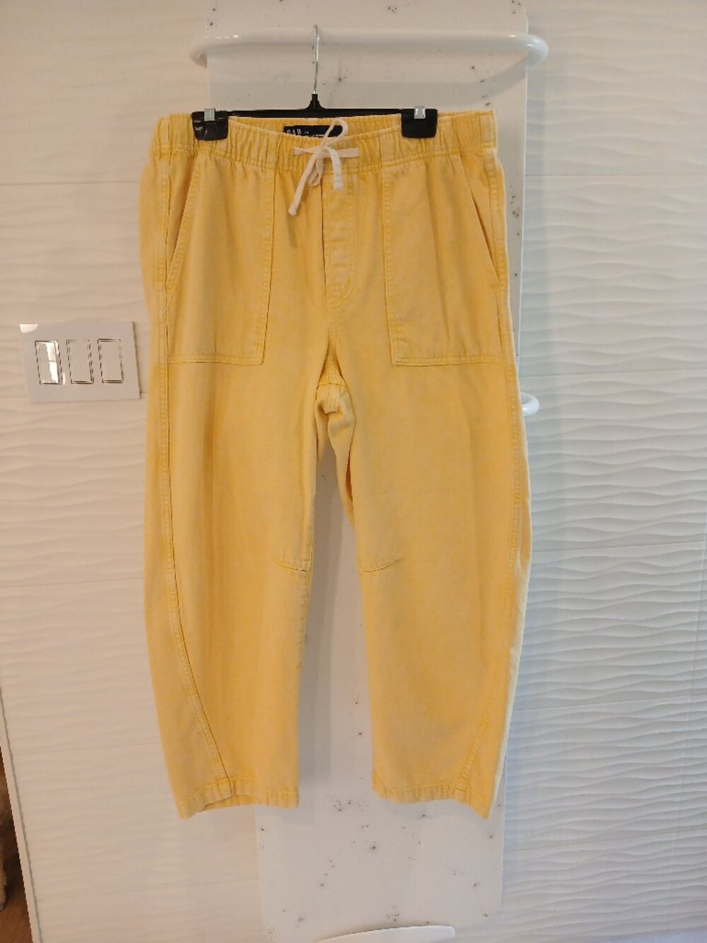 Gap pull on barrel jeans